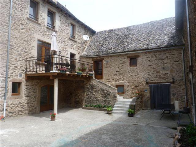Gite Oustal Belcastel  ภายนอก รูปภาพ